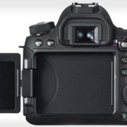 6D Mark II با LCD متحرک عرضه خواهد شد